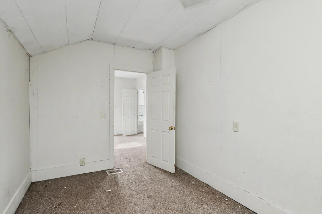 219 Spring Street, Willard, Ohio 44890, 3 Bedrooms Bedrooms, ,1 BathroomBathrooms,Residential,For Sale,Spring Street,20100459