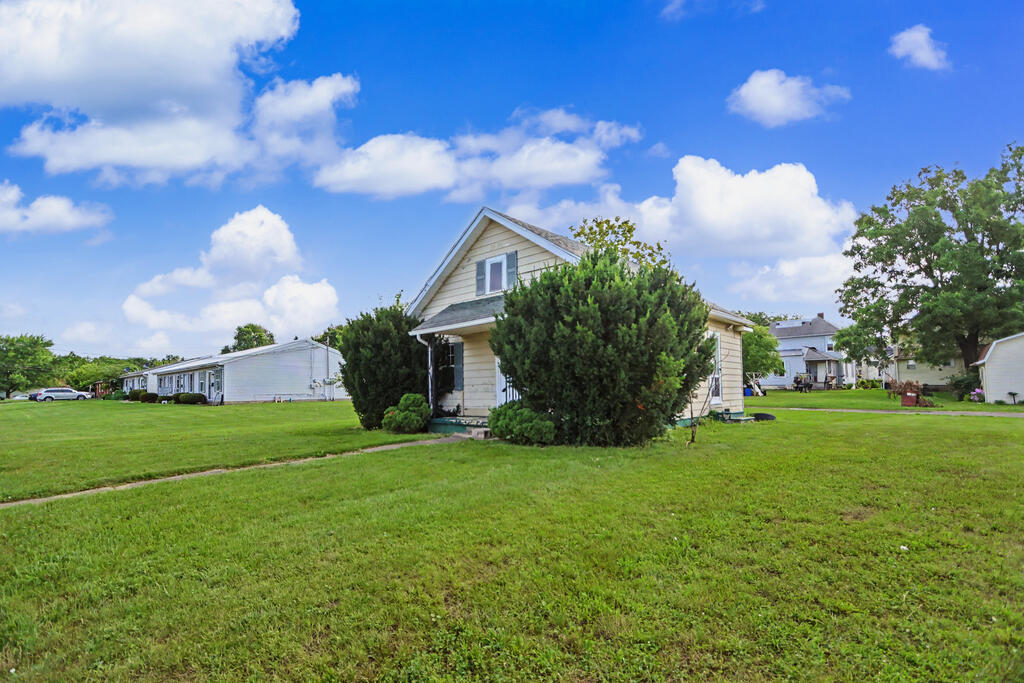 218 Elizabeth Street, Willard, Ohio 44890, 1 Bedroom Bedrooms, ,1 BathroomBathrooms,Residential,For Sale,Elizabeth Street,20100461