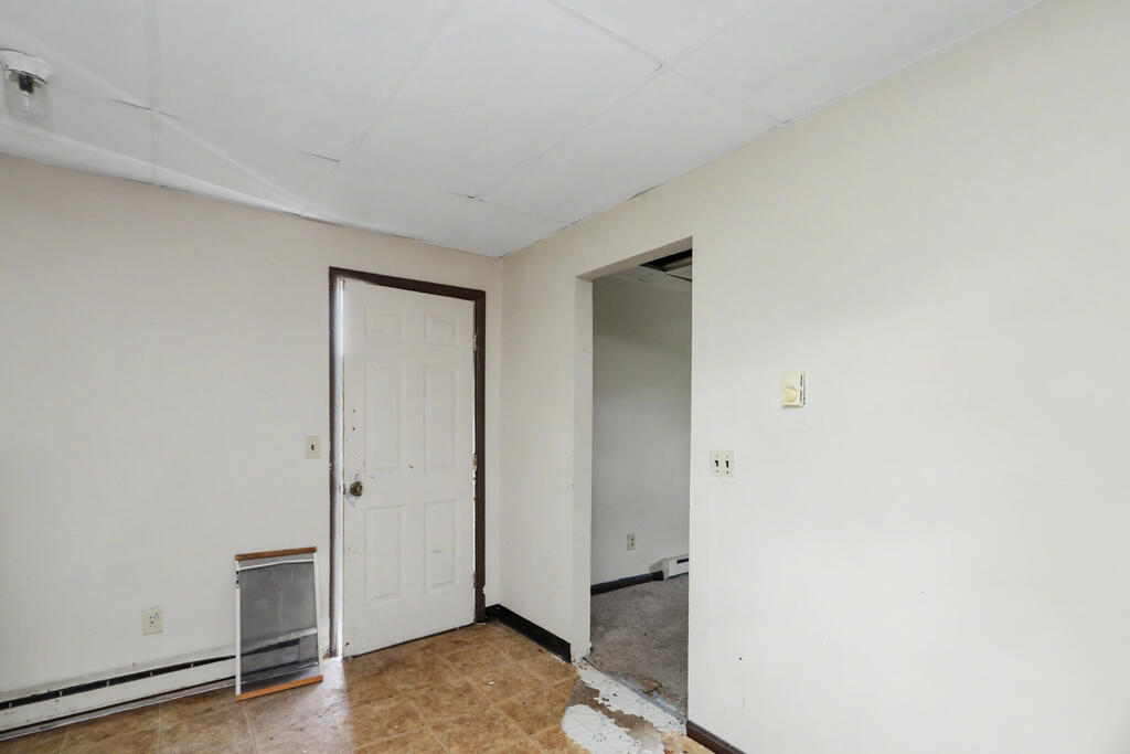218 Elizabeth Street, Willard, Ohio 44890, 1 Bedroom Bedrooms, ,1 BathroomBathrooms,Residential,For Sale,Elizabeth Street,20100461