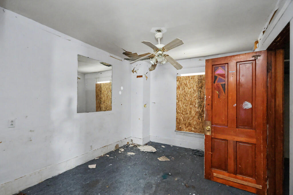 105 Woodbine Street, Willard, Ohio 44890, 3 Bedrooms Bedrooms, ,1 BathroomBathrooms,Residential,For Sale,Woodbine Street,20100460