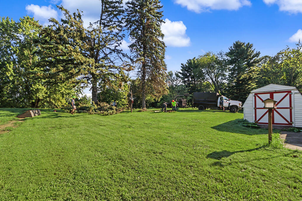 2039 Fleming Falls Road, Mansfield, Ohio 44903, 3 Bedrooms Bedrooms, ,2 BathroomsBathrooms,Residential,For Sale,Fleming Falls Road,20100463
