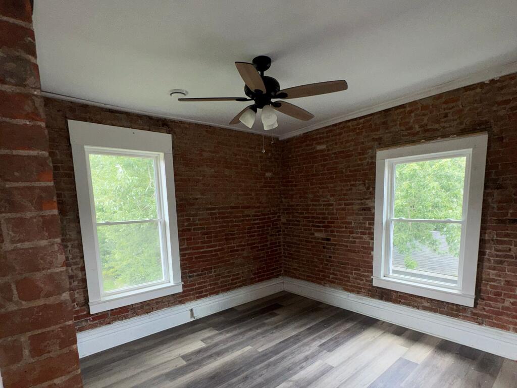 402 - 402 1/2 W Bucyrus Street, Crestline, Ohio 44827, 4 Bedrooms Bedrooms, ,Residential Income,For Sale,- 402 1/2 W Bucyrus Street,20100503