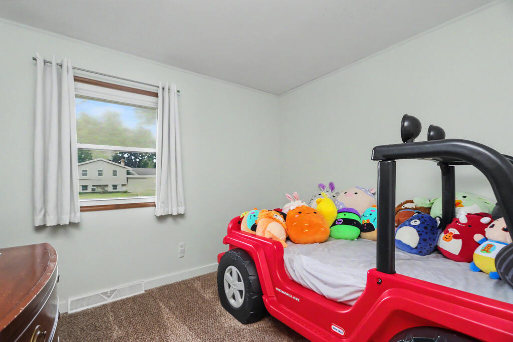 232 Oxford Road, Lexington, Ohio 44904, 3 Bedrooms Bedrooms, ,2 BathroomsBathrooms,Residential,For Sale,Oxford Road,20100507
