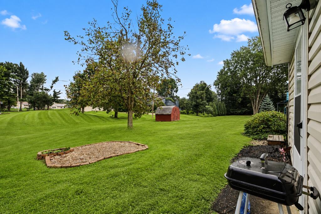 232 Oxford Road, Lexington, Ohio 44904, 3 Bedrooms Bedrooms, ,2 BathroomsBathrooms,Residential,For Sale,Oxford Road,20100507 232 Oxford Road, Lexington, Ohio 44904, 3 Bedrooms Bedrooms, ,2 BathroomsBathrooms,Residential,For Sale,Oxford Road,20100507