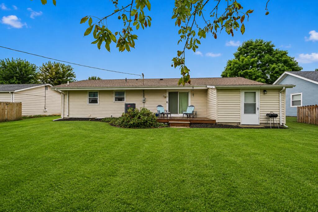 232 Oxford Road, Lexington, Ohio 44904, 3 Bedrooms Bedrooms, ,2 BathroomsBathrooms,Residential,For Sale,Oxford Road,20100507