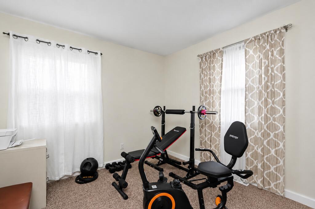 232 Oxford Road, Lexington, Ohio 44904, 3 Bedrooms Bedrooms, ,2 BathroomsBathrooms,Residential,For Sale,Oxford Road,20100507