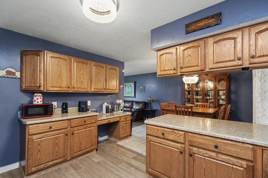 831 North Crestline Street, Crestline, Ohio 44827, 3 Bedrooms Bedrooms, ,1 BathroomBathrooms,Residential,For Sale,North Crestline Street,20100508 831 North Crestline Street, Crestline, Ohio 44827, 3 Bedrooms Bedrooms, ,1 BathroomBathrooms,Residential,For Sale,North Crestline Street,20100508
