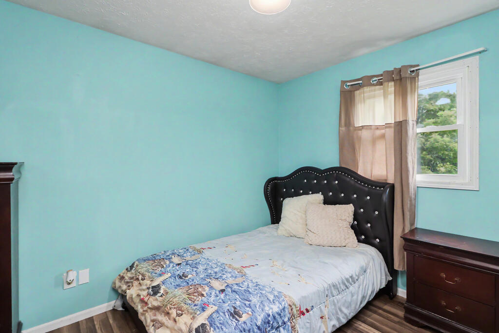 831 North Crestline Street, Crestline, Ohio 44827, 3 Bedrooms Bedrooms, ,1 BathroomBathrooms,Residential,For Sale,North Crestline Street,20100508 831 North Crestline Street, Crestline, Ohio 44827, 3 Bedrooms Bedrooms, ,1 BathroomBathrooms,Residential,For Sale,North Crestline Street,20100508