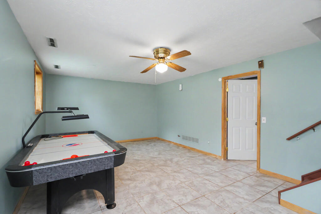 831 North Crestline Street, Crestline, Ohio 44827, 3 Bedrooms Bedrooms, ,1 BathroomBathrooms,Residential,For Sale,North Crestline Street,20100508 831 North Crestline Street, Crestline, Ohio 44827, 3 Bedrooms Bedrooms, ,1 BathroomBathrooms,Residential,For Sale,North Crestline Street,20100508