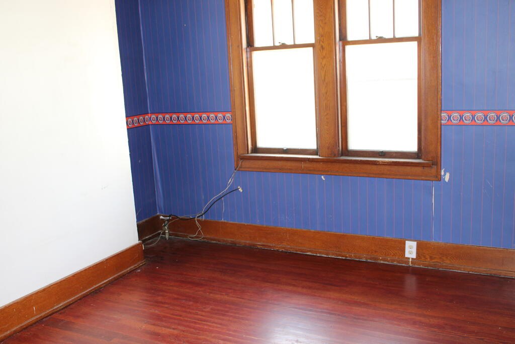 737 N Union Street, Fostoria, Ohio 44830, 4 Bedrooms Bedrooms, ,1 BathroomBathrooms,Residential,For Sale,N Union Street,20100513
