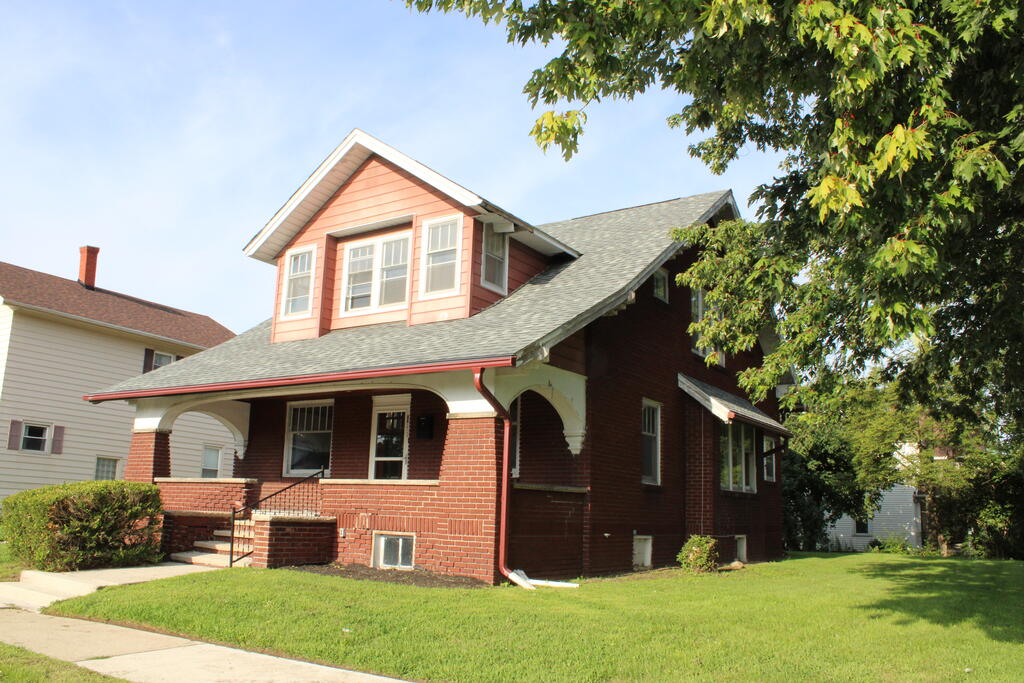 737 N Union Street, Fostoria, Ohio 44830, 4 Bedrooms Bedrooms, ,1 BathroomBathrooms,Residential,For Sale,N Union Street,20100513