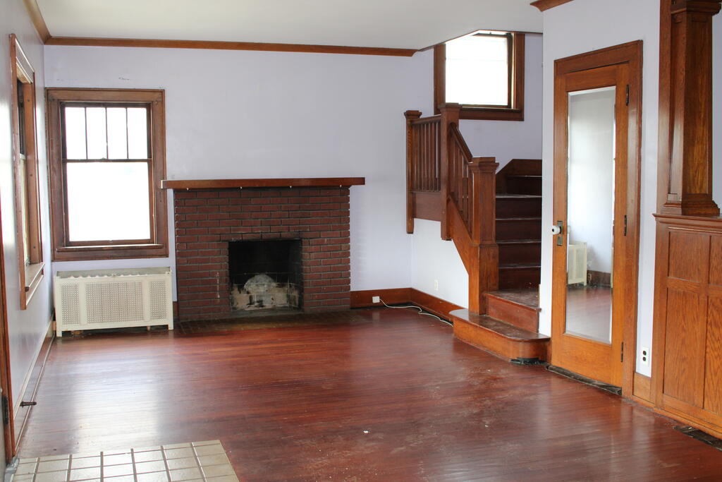 737 N Union Street, Fostoria, Ohio 44830, 4 Bedrooms Bedrooms, ,1 BathroomBathrooms,Residential,For Sale,N Union Street,20100513
