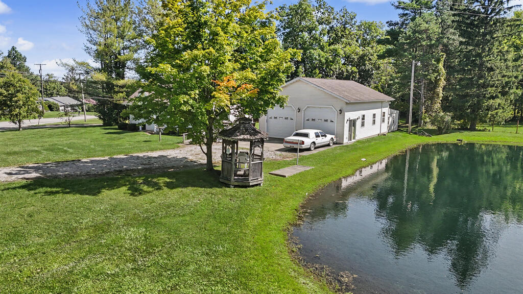 1806 Windsor Road, Mansfield, Ohio 44905, 2 Bedrooms Bedrooms, ,1 BathroomBathrooms,Residential,For Sale,Windsor Road,20100520