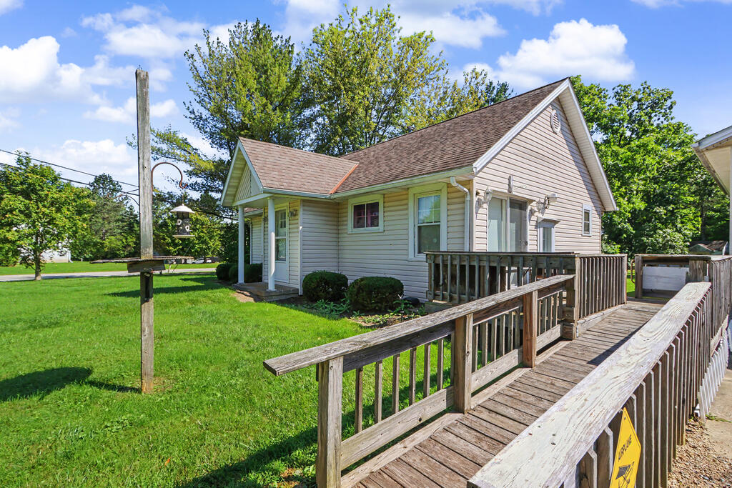 1806 Windsor Road, Mansfield, Ohio 44905, 2 Bedrooms Bedrooms, ,1 BathroomBathrooms,Residential,For Sale,Windsor Road,20100520