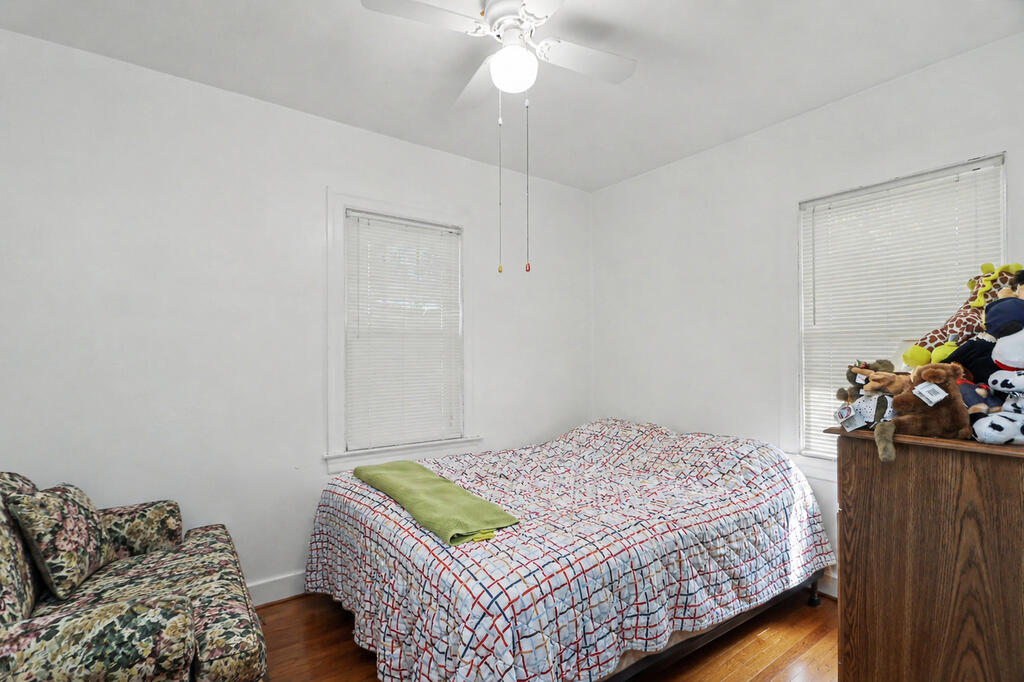 1806 Windsor Road, Mansfield, Ohio 44905, 2 Bedrooms Bedrooms, ,1 BathroomBathrooms,Residential,For Sale,Windsor Road,20100520 1806 Windsor Road, Mansfield, Ohio 44905, 2 Bedrooms Bedrooms, ,1 BathroomBathrooms,Residential,For Sale,Windsor Road,20100520