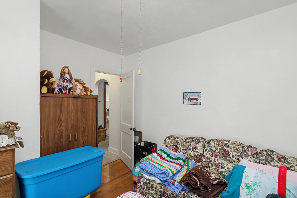 1806 Windsor Road, Mansfield, Ohio 44905, 2 Bedrooms Bedrooms, ,1 BathroomBathrooms,Residential,For Sale,Windsor Road,20100520