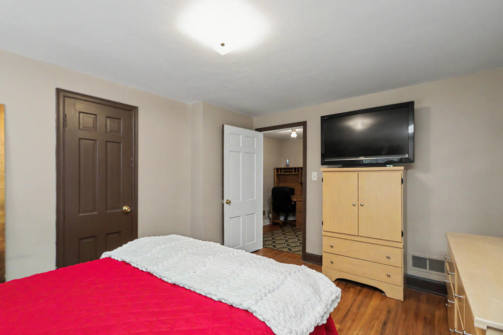561 Sloane Avenue, Mansfield, Ohio 44903, 3 Bedrooms Bedrooms, ,1 BathroomBathrooms,Residential,For Sale,Sloane Avenue,20100521 561 Sloane Avenue, Mansfield, Ohio 44903, 3 Bedrooms Bedrooms, ,1 BathroomBathrooms,Residential,For Sale,Sloane Avenue,20100521