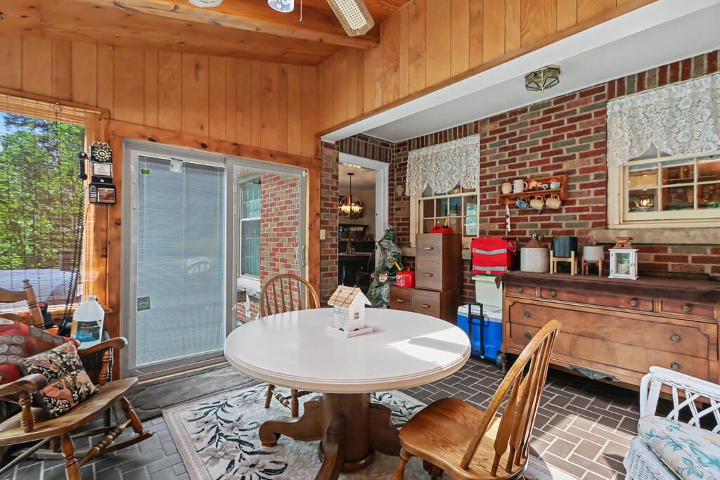 561 Sloane Avenue, Mansfield, Ohio 44903, 3 Bedrooms Bedrooms, ,1 BathroomBathrooms,Residential,For Sale,Sloane Avenue,20100521 561 Sloane Avenue, Mansfield, Ohio 44903, 3 Bedrooms Bedrooms, ,1 BathroomBathrooms,Residential,For Sale,Sloane Avenue,20100521