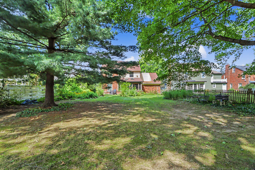 561 Sloane Avenue, Mansfield, Ohio 44903, 3 Bedrooms Bedrooms, ,1 BathroomBathrooms,Residential,For Sale,Sloane Avenue,20100521 561 Sloane Avenue, Mansfield, Ohio 44903, 3 Bedrooms Bedrooms, ,1 BathroomBathrooms,Residential,For Sale,Sloane Avenue,20100521