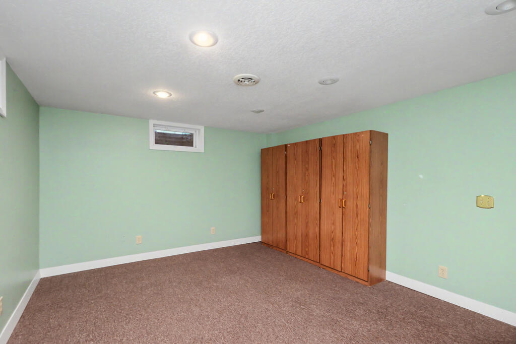 1792 Tiffin Road, Bucyrus, Ohio 44820, 3 Bedrooms Bedrooms, ,2 BathroomsBathrooms,Residential,For Sale,Tiffin Road,20100523