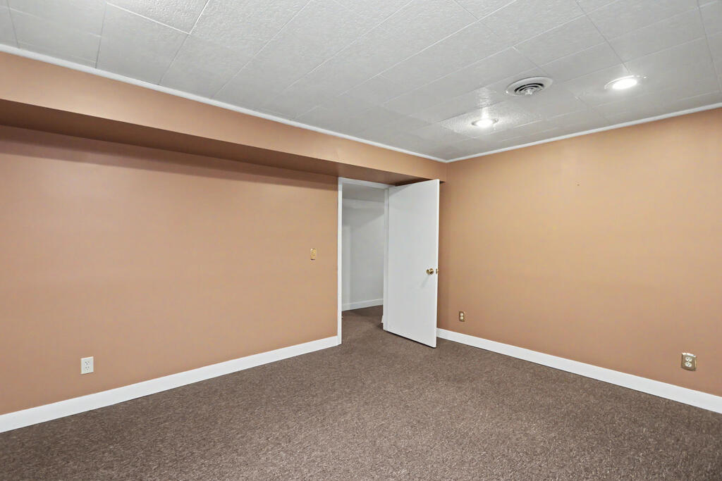 1792 Tiffin Road, Bucyrus, Ohio 44820, 3 Bedrooms Bedrooms, ,2 BathroomsBathrooms,Residential,For Sale,Tiffin Road,20100523