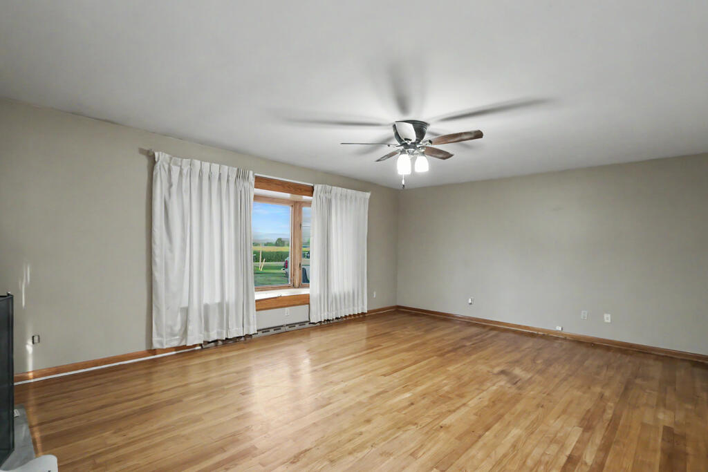 1792 Tiffin Road, Bucyrus, Ohio 44820, 3 Bedrooms Bedrooms, ,2 BathroomsBathrooms,Residential,For Sale,Tiffin Road,20100523