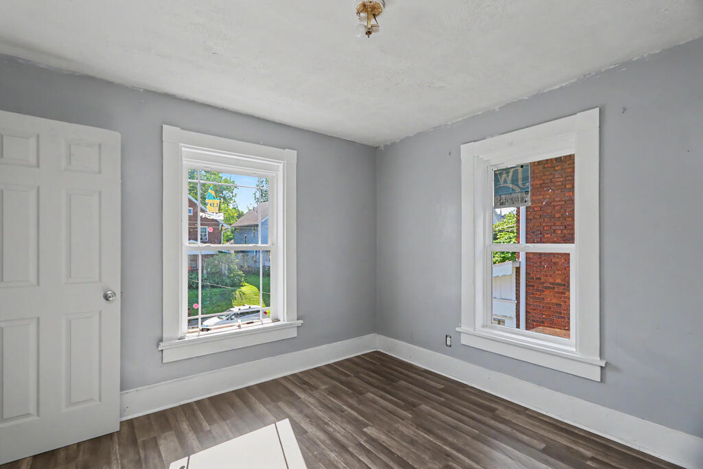 93 Helen Avenue, Mansfield, Ohio 44903, 3 Bedrooms Bedrooms, ,1 BathroomBathrooms,Residential,For Sale,Helen Avenue,20100525 93 Helen Avenue, Mansfield, Ohio 44903, 3 Bedrooms Bedrooms, ,1 BathroomBathrooms,Residential,For Sale,Helen Avenue,20100525