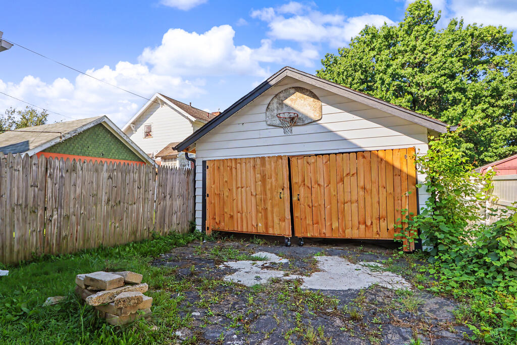 93 Helen Avenue, Mansfield, Ohio 44903, 3 Bedrooms Bedrooms, ,1 BathroomBathrooms,Residential,For Sale,Helen Avenue,20100525 93 Helen Avenue, Mansfield, Ohio 44903, 3 Bedrooms Bedrooms, ,1 BathroomBathrooms,Residential,For Sale,Helen Avenue,20100525
