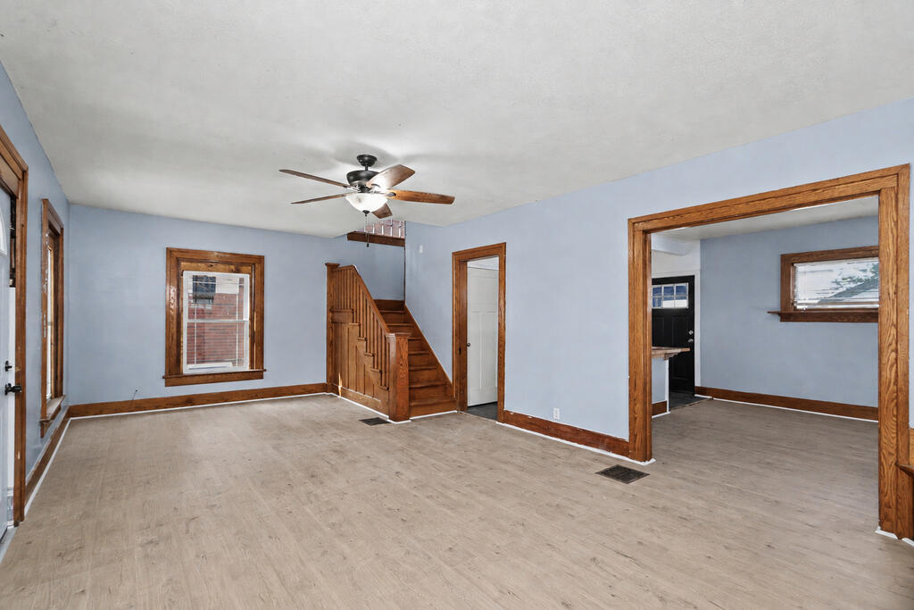 93 Helen Avenue, Mansfield, Ohio 44903, 3 Bedrooms Bedrooms, ,1 BathroomBathrooms,Residential,For Sale,Helen Avenue,20100525 93 Helen Avenue, Mansfield, Ohio 44903, 3 Bedrooms Bedrooms, ,1 BathroomBathrooms,Residential,For Sale,Helen Avenue,20100525