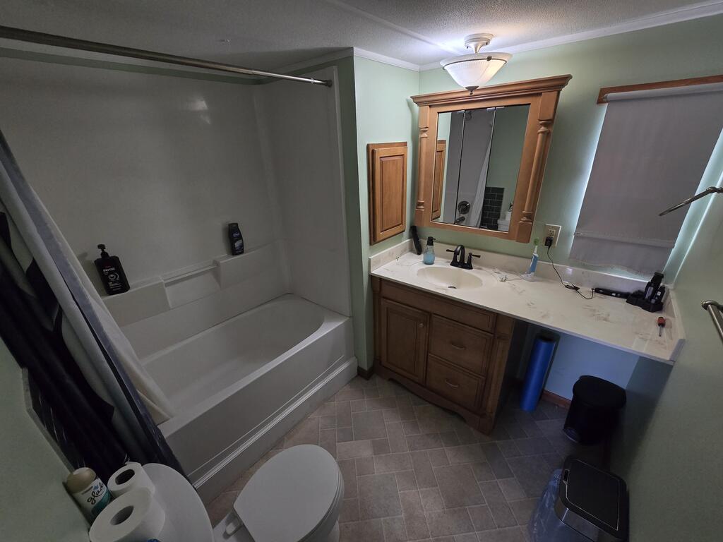 86 Chestnut Court, Mansfield, Ohio 44906, 3 Bedrooms Bedrooms, ,1 BathroomBathrooms,Residential,For Sale,Chestnut Court,20100524