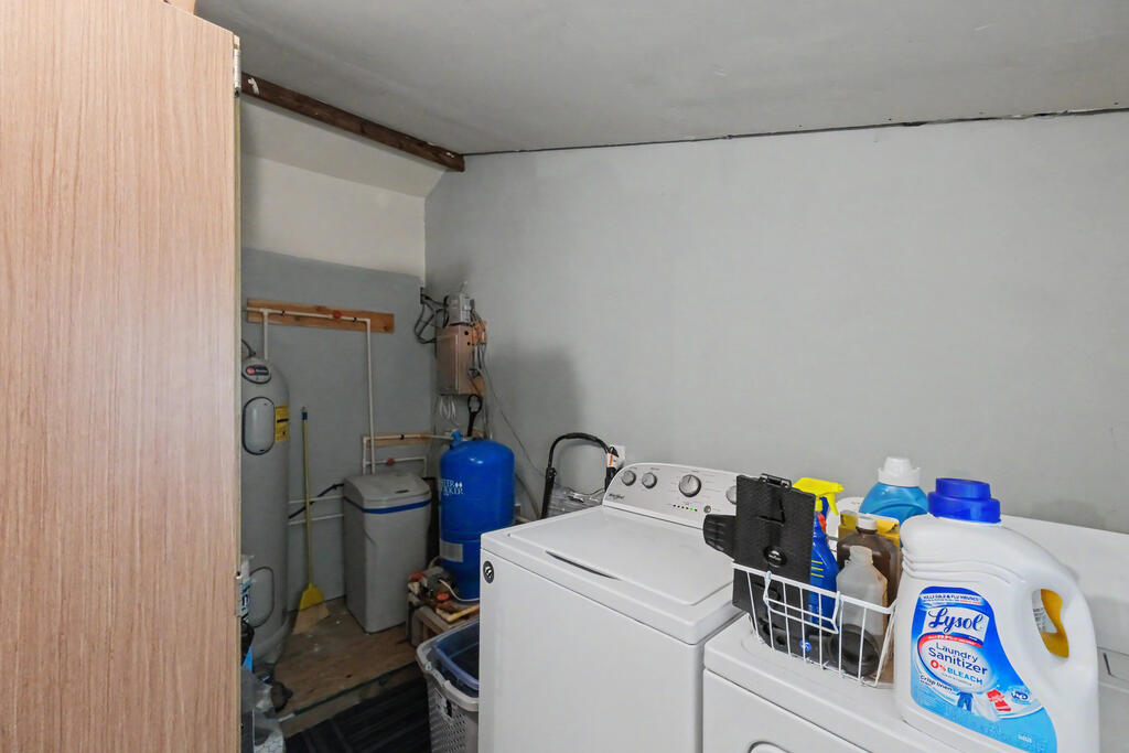 1073 Decliff Road North, Larue, Ohio 43332, 3 Bedrooms Bedrooms, ,2 BathroomsBathrooms,Residential,For Sale,Decliff Road North,20100537
