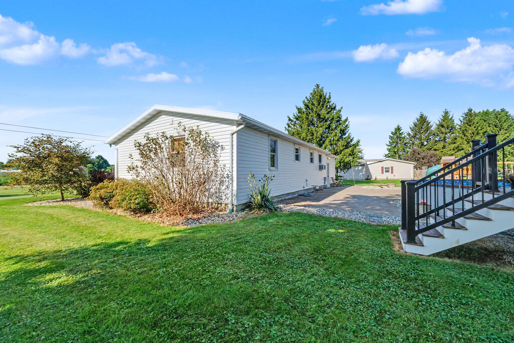 3460 Vine Road, Collins, Ohio 44826, 3 Bedrooms Bedrooms, ,1 BathroomBathrooms,Residential,For Sale,Vine Road,20100549