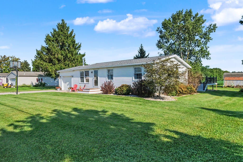 3460 Vine Road, Collins, Ohio 44826, 3 Bedrooms Bedrooms, ,1 BathroomBathrooms,Residential,For Sale,Vine Road,20100549