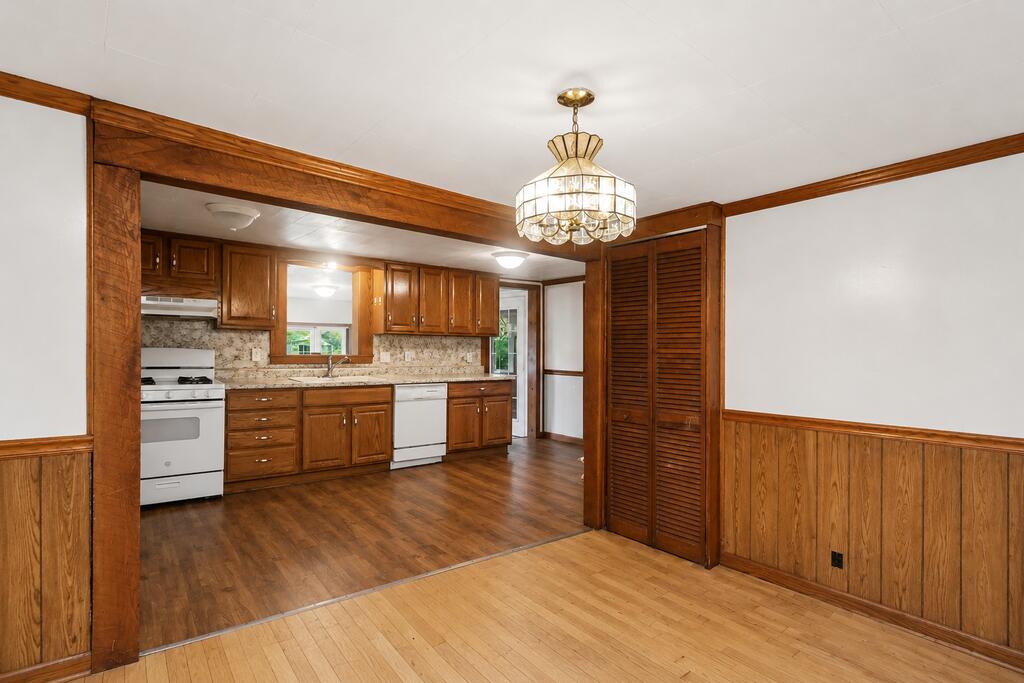 1188 Caldwell Avenue, Mansfield, Ohio 44906, 2 Bedrooms Bedrooms, ,1 BathroomBathrooms,Residential,For Sale,Caldwell Avenue,20100550 1188 Caldwell Avenue, Mansfield, Ohio 44906, 2 Bedrooms Bedrooms, ,1 BathroomBathrooms,Residential,For Sale,Caldwell Avenue,20100550
