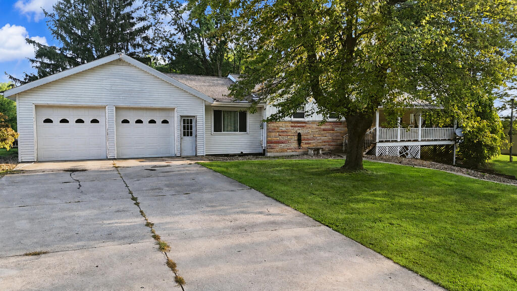 1812 Baseline Road West, Plymouth, Ohio 44865, 4 Bedrooms Bedrooms, ,3 BathroomsBathrooms,Residential,For Sale,Baseline Road West,20100577 1812 Baseline Road West, Plymouth, Ohio 44865, 4 Bedrooms Bedrooms, ,3 BathroomsBathrooms,Residential,For Sale,Baseline Road West,20100577