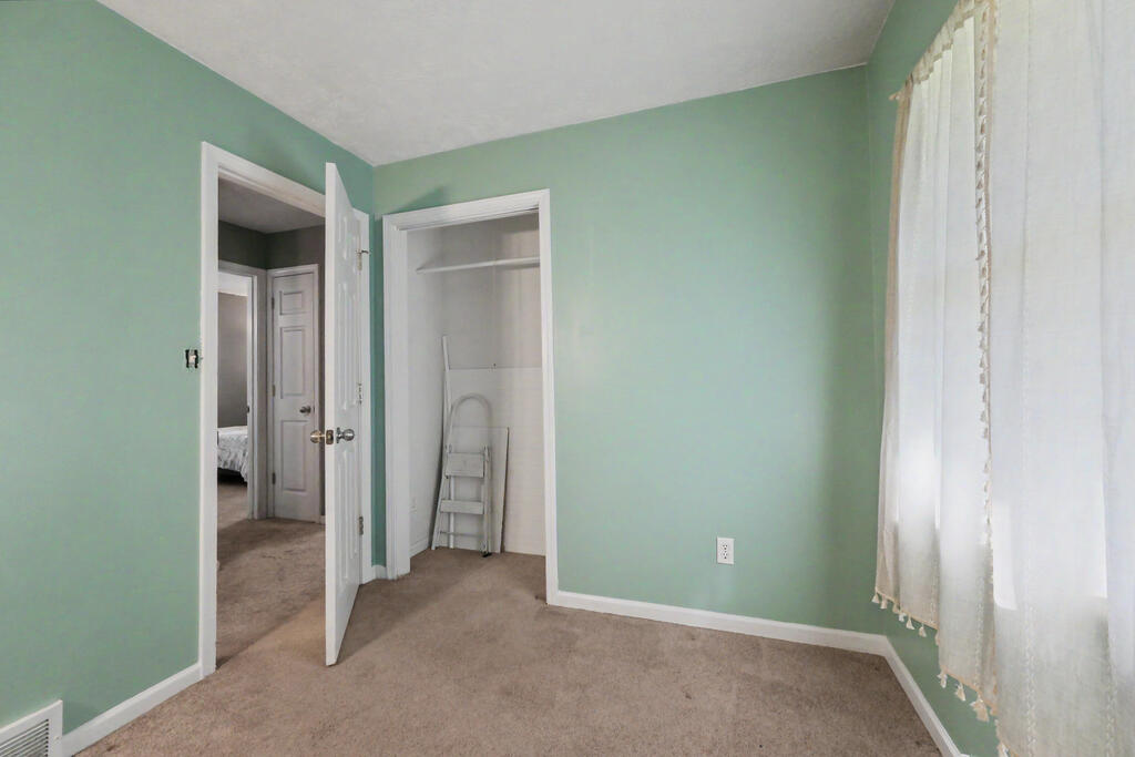 41 Grove Avenue, Norwalk, Ohio 44857, 3 Bedrooms Bedrooms, ,1 BathroomBathrooms,Residential,For Sale,Grove Avenue,20100583 41 Grove Avenue, Norwalk, Ohio 44857, 3 Bedrooms Bedrooms, ,1 BathroomBathrooms,Residential,For Sale,Grove Avenue,20100583
