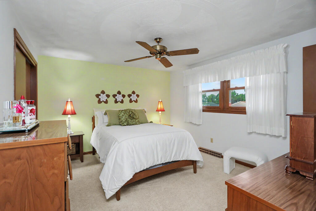 968 Donnawood Drive, Mansfield, Ohio 44903, 3 Bedrooms Bedrooms, ,2 BathroomsBathrooms,Residential,For Sale,Donnawood Drive,20100598 968 Donnawood Drive, Mansfield, Ohio 44903, 3 Bedrooms Bedrooms, ,2 BathroomsBathrooms,Residential,For Sale,Donnawood Drive,20100598