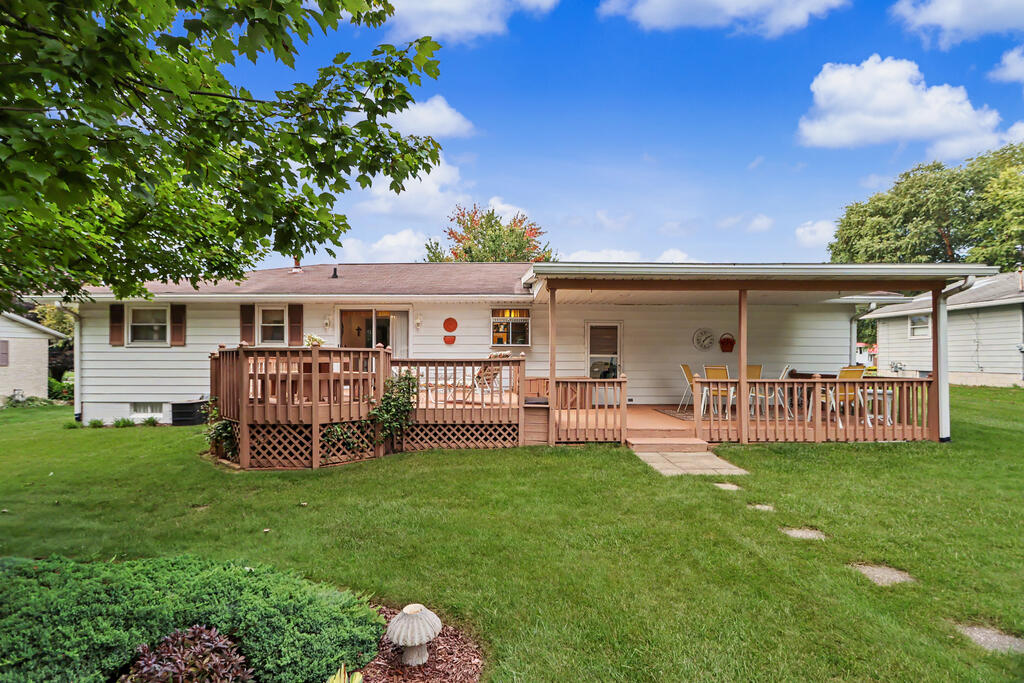 968 Donnawood Drive, Mansfield, Ohio 44903, 3 Bedrooms Bedrooms, ,2 BathroomsBathrooms,Residential,For Sale,Donnawood Drive,20100598 968 Donnawood Drive, Mansfield, Ohio 44903, 3 Bedrooms Bedrooms, ,2 BathroomsBathrooms,Residential,For Sale,Donnawood Drive,20100598
