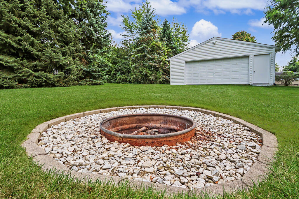 968 Donnawood Drive, Mansfield, Ohio 44903, 3 Bedrooms Bedrooms, ,2 BathroomsBathrooms,Residential,For Sale,Donnawood Drive,20100598 968 Donnawood Drive, Mansfield, Ohio 44903, 3 Bedrooms Bedrooms, ,2 BathroomsBathrooms,Residential,For Sale,Donnawood Drive,20100598
