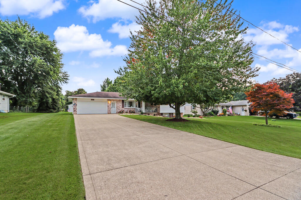 968 Donnawood Drive, Mansfield, Ohio 44903, 3 Bedrooms Bedrooms, ,2 BathroomsBathrooms,Residential,For Sale,Donnawood Drive,20100598 968 Donnawood Drive, Mansfield, Ohio 44903, 3 Bedrooms Bedrooms, ,2 BathroomsBathrooms,Residential,For Sale,Donnawood Drive,20100598