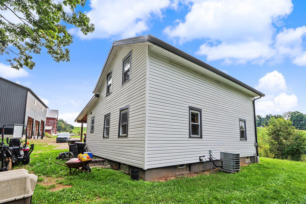 552 County Road 2575, Loudonville, Ohio 44842, 3 Bedrooms Bedrooms, ,1 BathroomBathrooms,Residential,For Sale,County Road 2575,20100599 552 County Road 2575, Loudonville, Ohio 44842, 3 Bedrooms Bedrooms, ,1 BathroomBathrooms,Residential,For Sale,County Road 2575,20100599