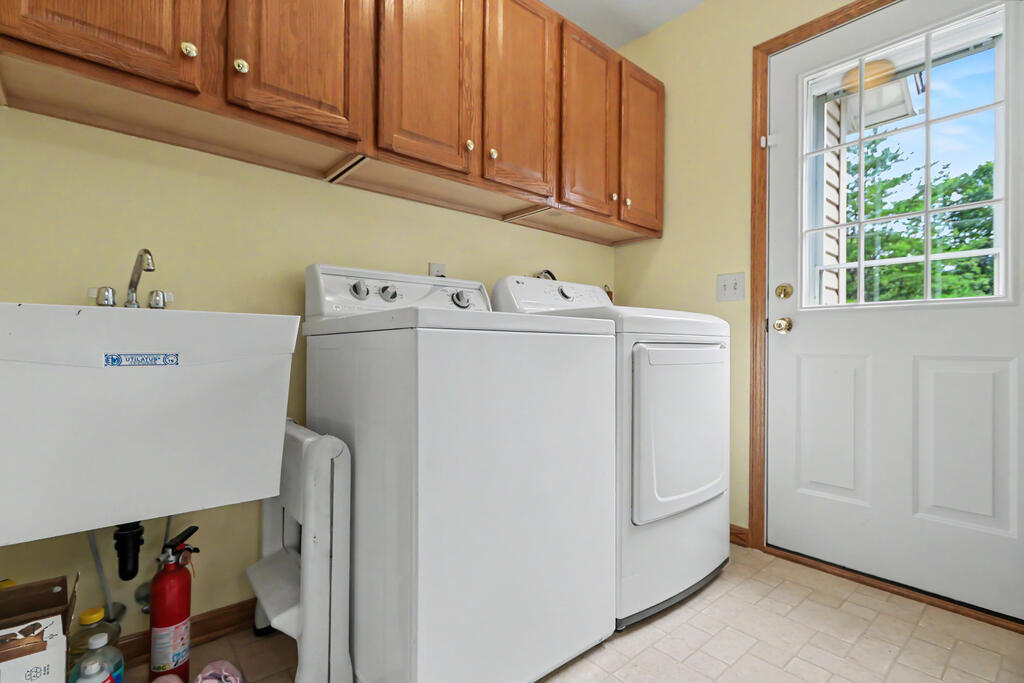 2144 Berry Road, Lucas, Ohio 44843, 3 Bedrooms Bedrooms, ,2 BathroomsBathrooms,Residential,For Sale,Berry Road,20100629 2144 Berry Road, Lucas, Ohio 44843, 3 Bedrooms Bedrooms, ,2 BathroomsBathrooms,Residential,For Sale,Berry Road,20100629