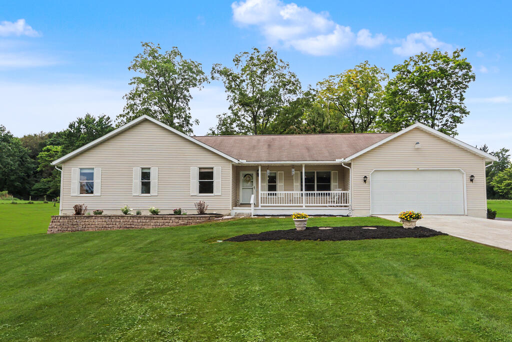 555 Laver Road, Mansfield, Ohio 44905, 3 Bedrooms Bedrooms, ,2 BathroomsBathrooms,Residential,For Sale,Laver Road,20100640