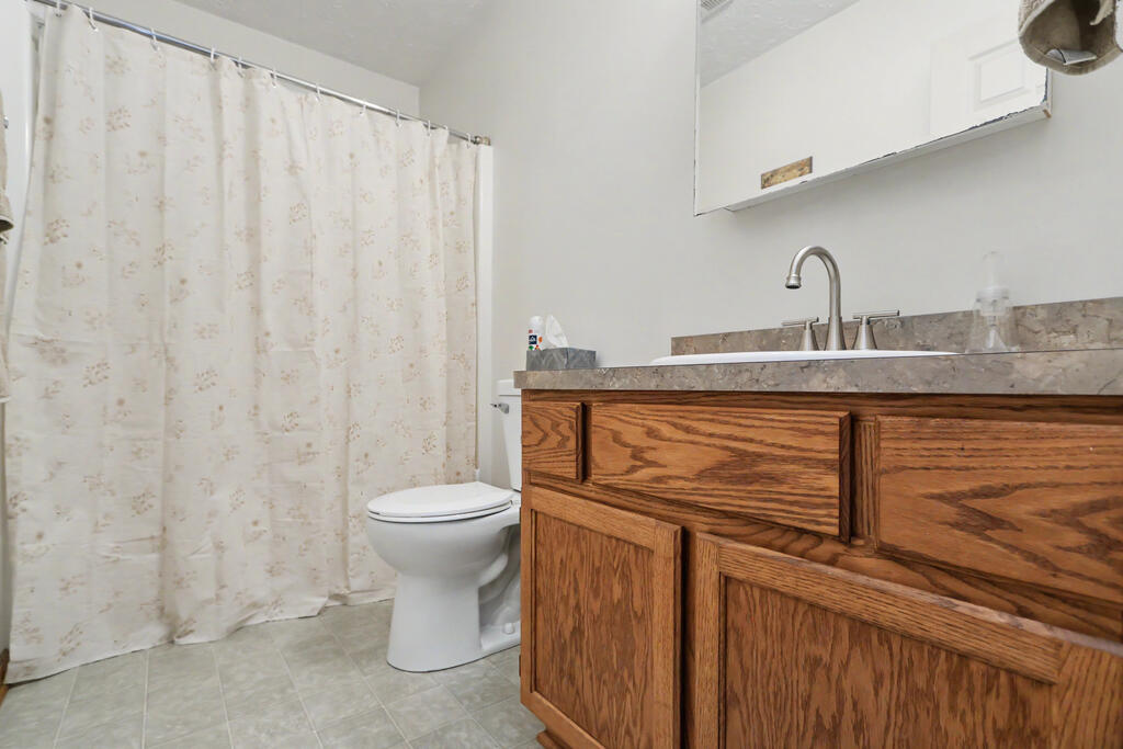 555 Laver Road, Mansfield, Ohio 44905, 3 Bedrooms Bedrooms, ,2 BathroomsBathrooms,Residential,For Sale,Laver Road,20100640