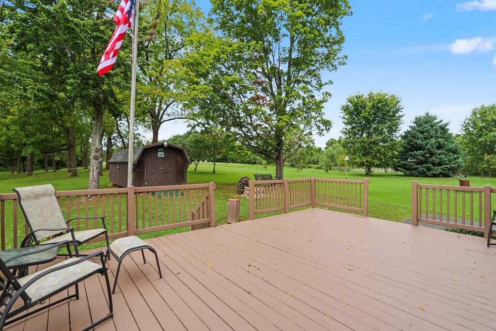 555 Laver Road, Mansfield, Ohio 44905, 3 Bedrooms Bedrooms, ,2 BathroomsBathrooms,Residential,For Sale,Laver Road,20100640