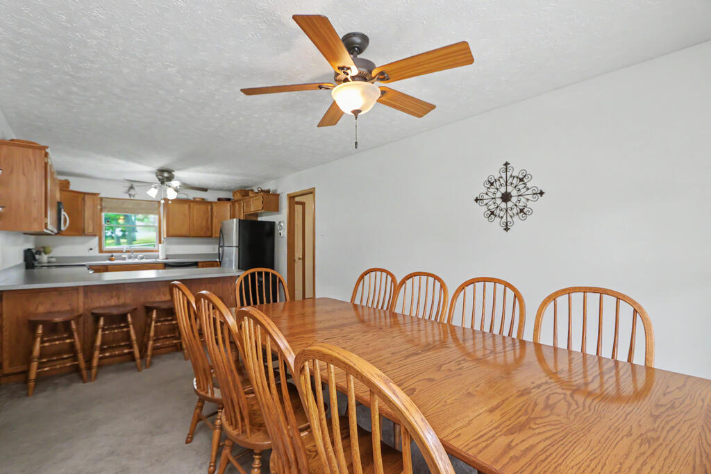 555 Laver Road, Mansfield, Ohio 44905, 3 Bedrooms Bedrooms, ,2 BathroomsBathrooms,Residential,For Sale,Laver Road,20100640