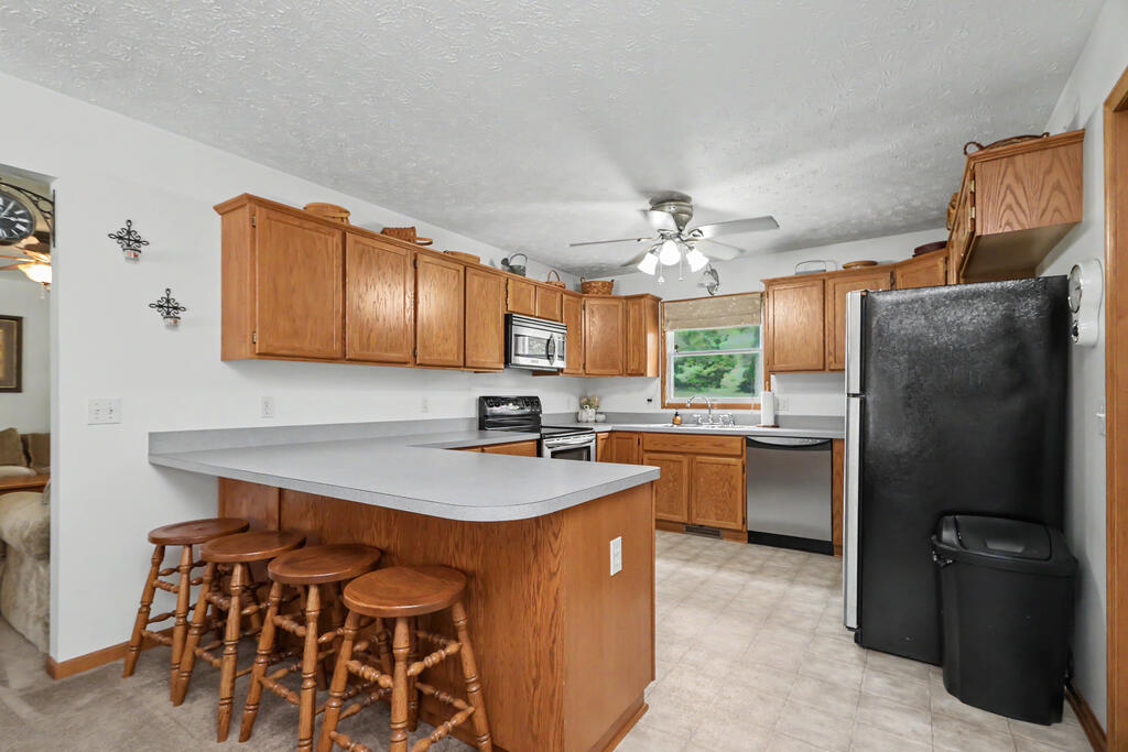 555 Laver Road, Mansfield, Ohio 44905, 3 Bedrooms Bedrooms, ,2 BathroomsBathrooms,Residential,For Sale,Laver Road,20100640