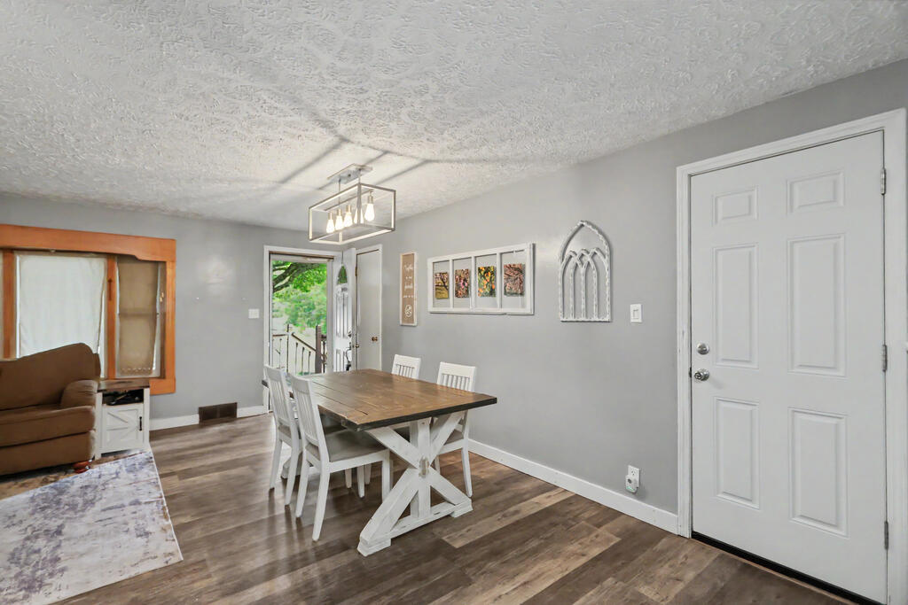 99 Ridgewood Blvd, Mansfield, Ohio 44907, 3 Bedrooms Bedrooms, ,2 BathroomsBathrooms,Residential,For Sale,Ridgewood Blvd,20100645 99 Ridgewood Blvd, Mansfield, Ohio 44907, 3 Bedrooms Bedrooms, ,2 BathroomsBathrooms,Residential,For Sale,Ridgewood Blvd,20100645