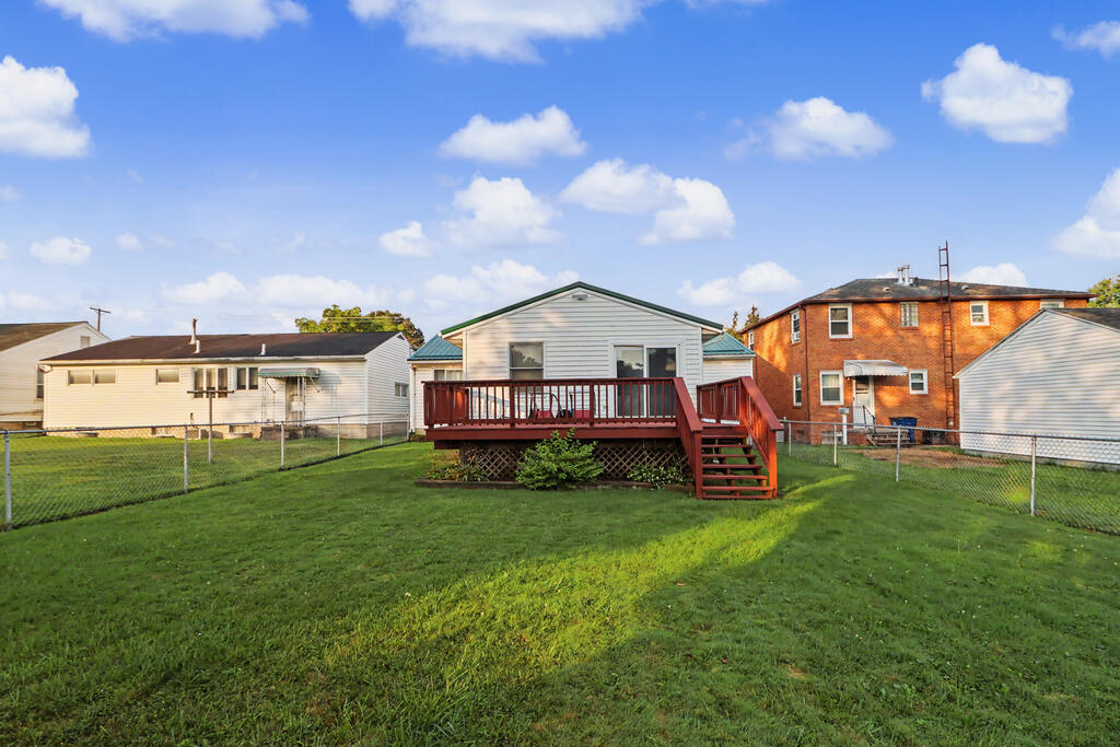 133 Mansfield Avenue, Shelby, Ohio 44875, 3 Bedrooms Bedrooms, ,2 BathroomsBathrooms,Residential,For Sale,Mansfield Avenue,20100647 133 Mansfield Avenue, Shelby, Ohio 44875, 3 Bedrooms Bedrooms, ,2 BathroomsBathrooms,Residential,For Sale,Mansfield Avenue,20100647