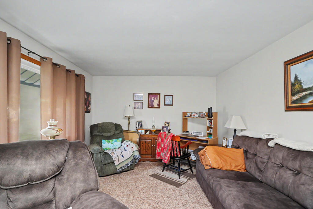 133 Mansfield Avenue, Shelby, Ohio 44875, 3 Bedrooms Bedrooms, ,2 BathroomsBathrooms,Residential,For Sale,Mansfield Avenue,20100647 133 Mansfield Avenue, Shelby, Ohio 44875, 3 Bedrooms Bedrooms, ,2 BathroomsBathrooms,Residential,For Sale,Mansfield Avenue,20100647